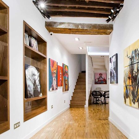 Revitalized Apartment In Historical Building ชีโรนา ภายนอก รูปภาพ