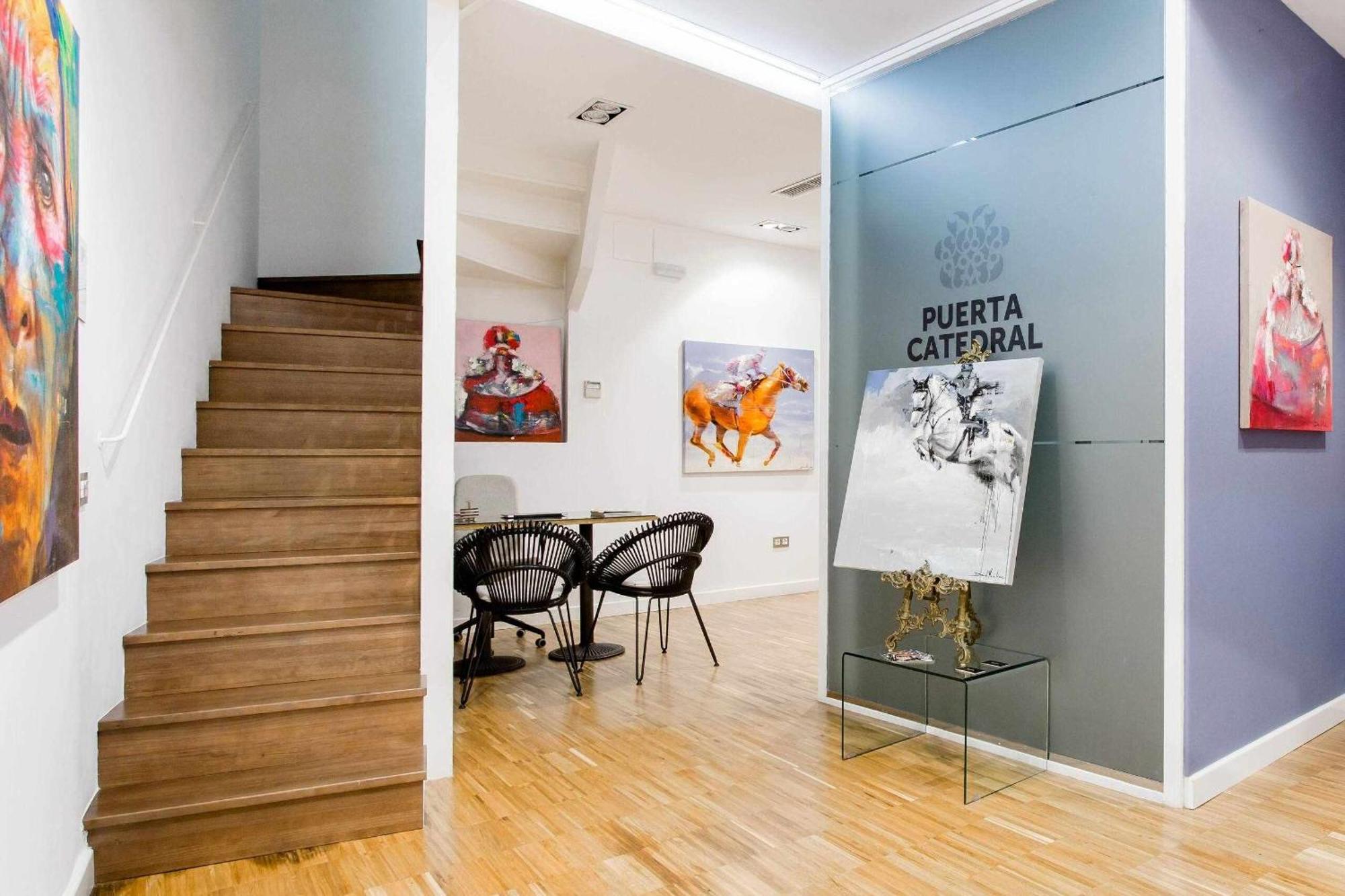 Revitalized Apartment In Historical Building ชีโรนา ภายนอก รูปภาพ